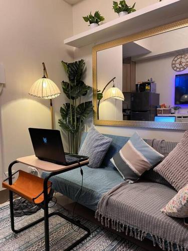 Cozy Vibrant Staycation Netflix Wifi Mandaluyong