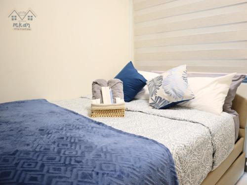 Cozy Vibrant Staycation Netflix Wifi Mandaluyong