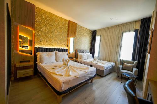 Isnova Hotel