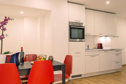 HITrental Chapel Bridge Apartments