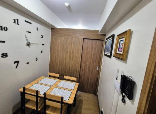 Spring Residences Suite with free parking