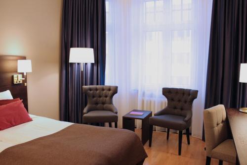 Home Hotel Drott