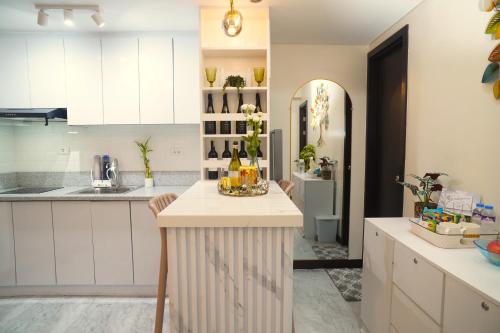 San Lorenzo Place Mall & Residences Tower 3 by Magallanes MRT station Makati