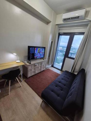 Spring Residences Suite with free parking