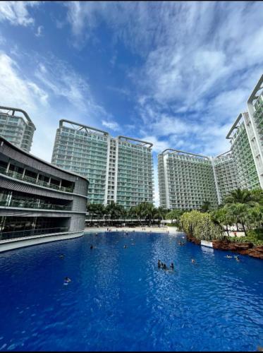 Azure Urban Resort Residence