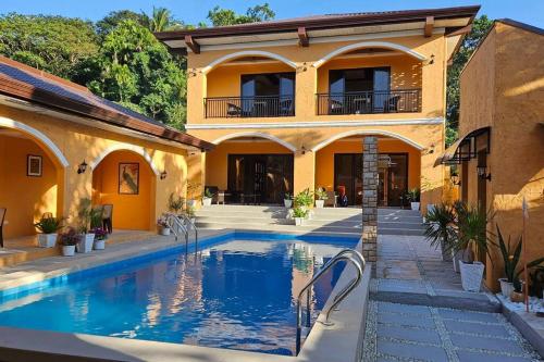 Villa Naranja Pagudpud - Biondo