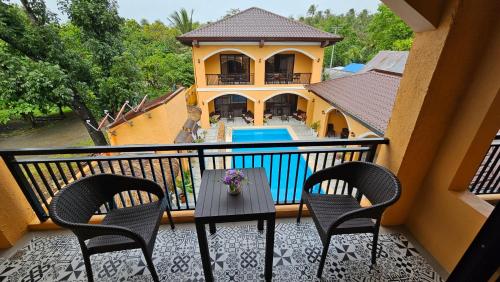 Villa Naranja Pagudpud - Biondo