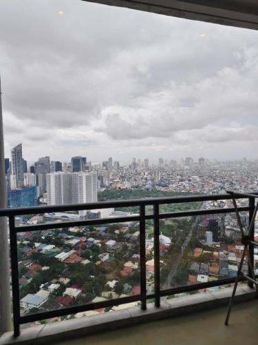 Christine Suites PH 1BR with Balcony Gramercy Residences Makati