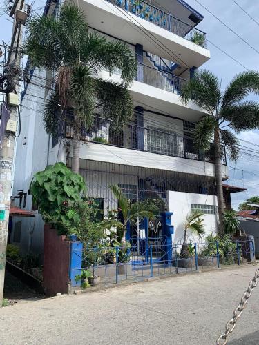 2BR Condo Rental, Toril