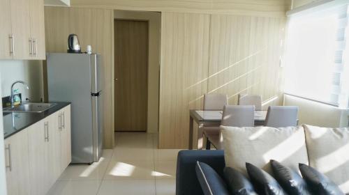 SM Breeze one bedroom