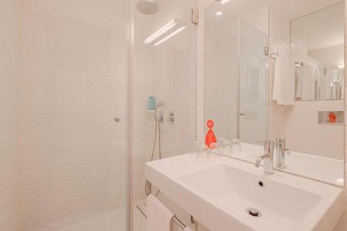 Moov Hotel Porto Centro