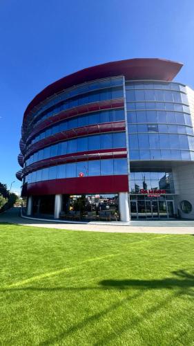 Ramada by Wyndham Bucharest Otopeni Airport