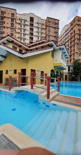 Near Manila Airport COZY 02 Bedroom Condo With Pool - 4R