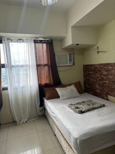 Jojie's Crib Horizons101 Studio II