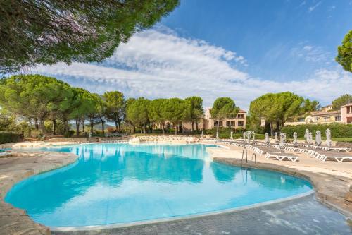 Pierre & Vacances Village Pont Royal en Provence