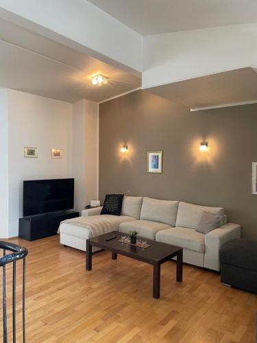 Penthouse på huvudgatan, stadskärnan Akureyri