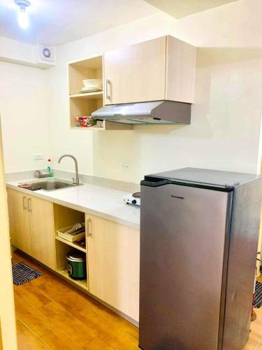 Davao Condo 2BR Pool Wifi Netflix