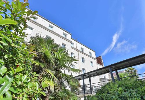 B&B HOTEL Les Sables-d'Olonne Centre Gare