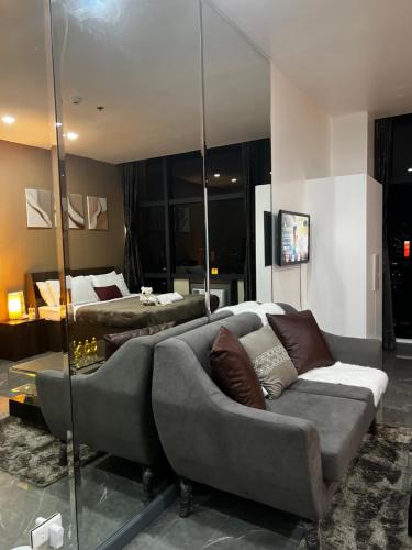 Premium Suite with Balcony at The Gramercy Makati Manila