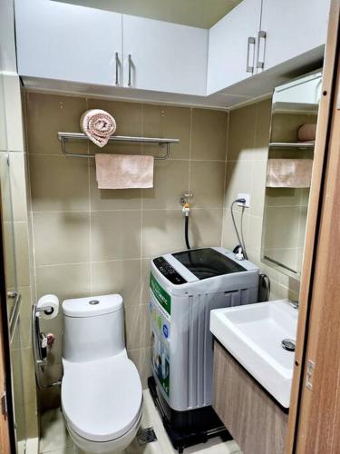 Mocha Flat at Shore 3 Tower 4