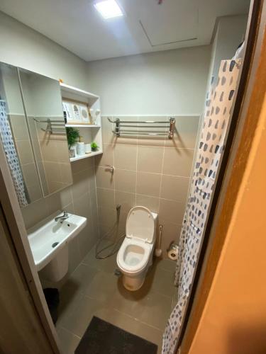 Coast Residences condo near MOA, StarCity and PICC