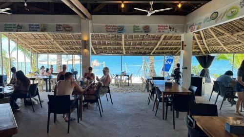 Footprints Beach Resort