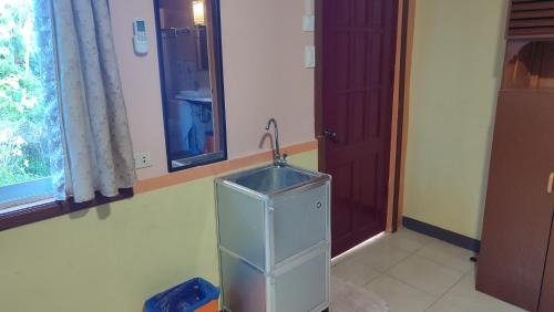 Mango House Apartments