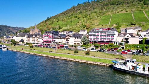 Moselstern Brixiade & Triton