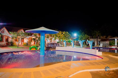 Cris Del Mar Resort