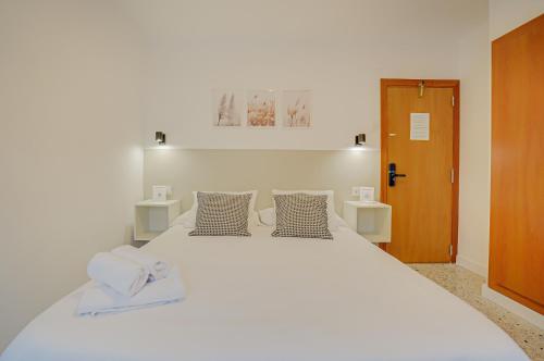 Hostal y Apartamento Molí de Mar