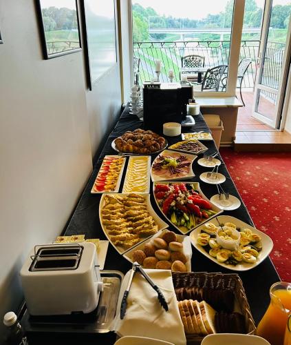 Restoranas Viesbutis Banga