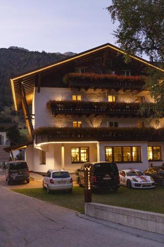 Valluga Hotel