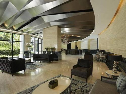 Makati City Studio with Balcony Near Bgc And Airport