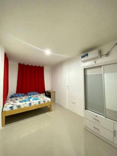 Blue Haven with beach view