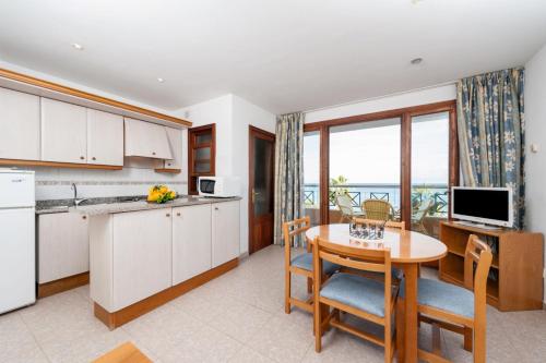 Apartamentos Xaloc HRC