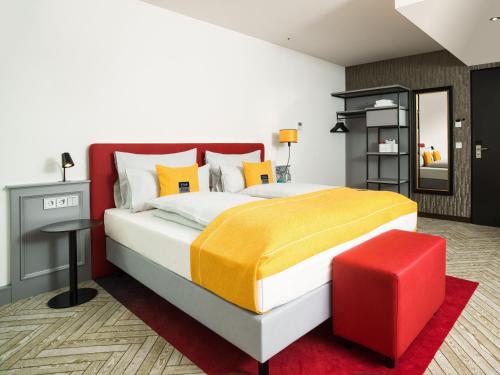 Holiday Inn - the niu, Franz Vienna