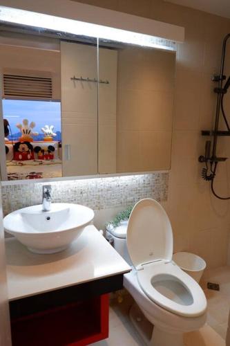 1BR Mickey Mouse Theme BGC Forbeswood Parklane