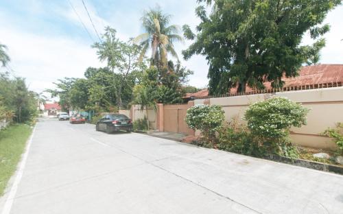 Kababayan Pensione House by RedDoorz