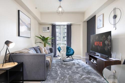 Furnished 1-Bedroom in Avida Towers Riala, Cebu IT Park with Fast WiFi, Netflix, Pool and More