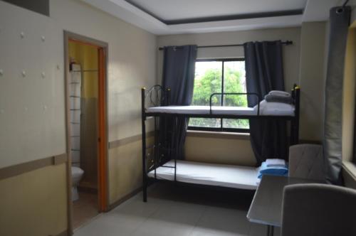 Best Inn AS Family Room 2A