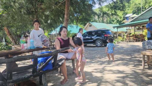 Floresitas Beach Resort