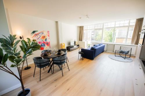 Alphabet Apartments - Westersingel 320