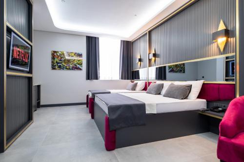 216 Prestige Hotel