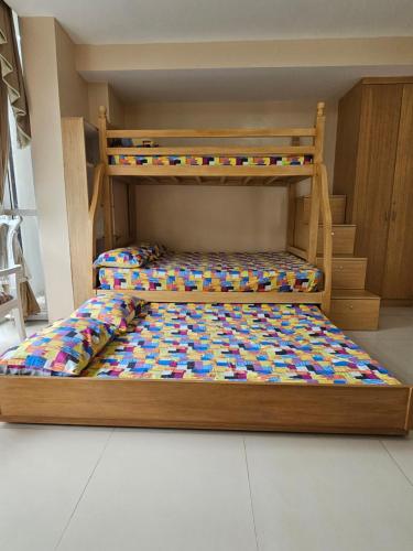 Myna Lagoon Pico de Loro