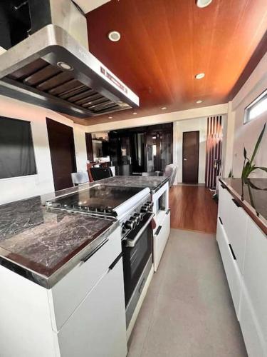 Spacious 1 BR Home with Roofdeck in Malabon