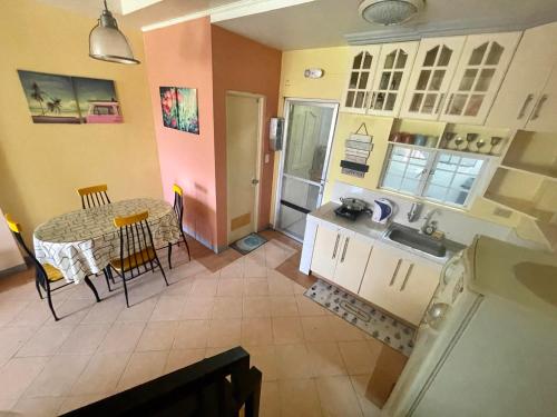 Whiteplace Transient House