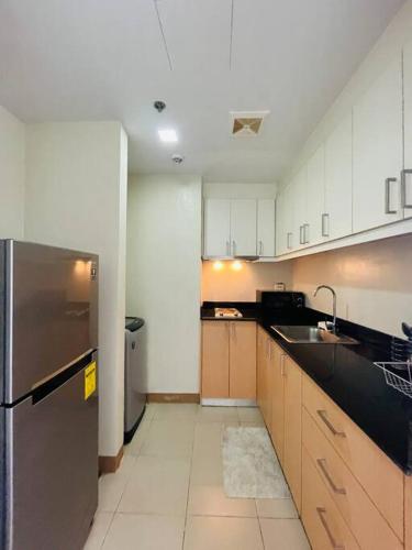 24 Modern 1-Bedroom Minimalist Sanctuary