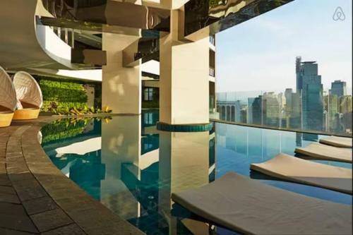54F Studio Gramercy Wifi Netflix Free use of Gym Pool Sauna