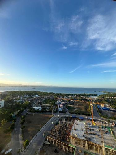 Seaview Mactan Newtown 1BR with 2 beds