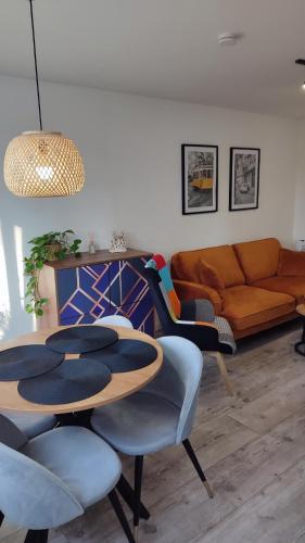 APARTAMENT "Opawska Przystań"